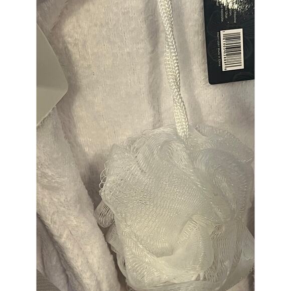 Three Piece Spa Set (White Robe, Luffa, Eye Mask) NWT - Picture 5 of 8
